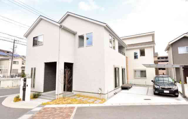 日本中央住販の分譲住宅の外観1